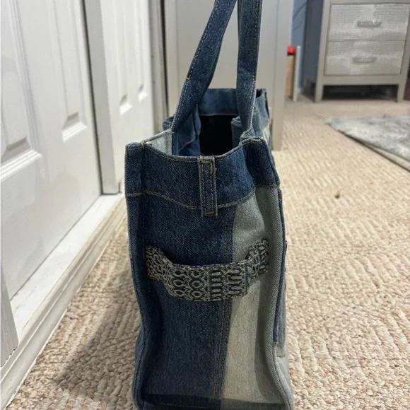 Marc Jacob’s denim tote bag - Picture 3 of 6